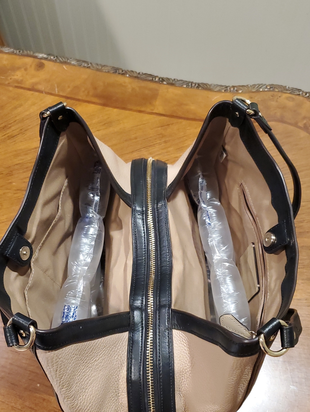 Like NEW Coach Colorblock Kristy Shoulder Bag - Picture 9 of 14